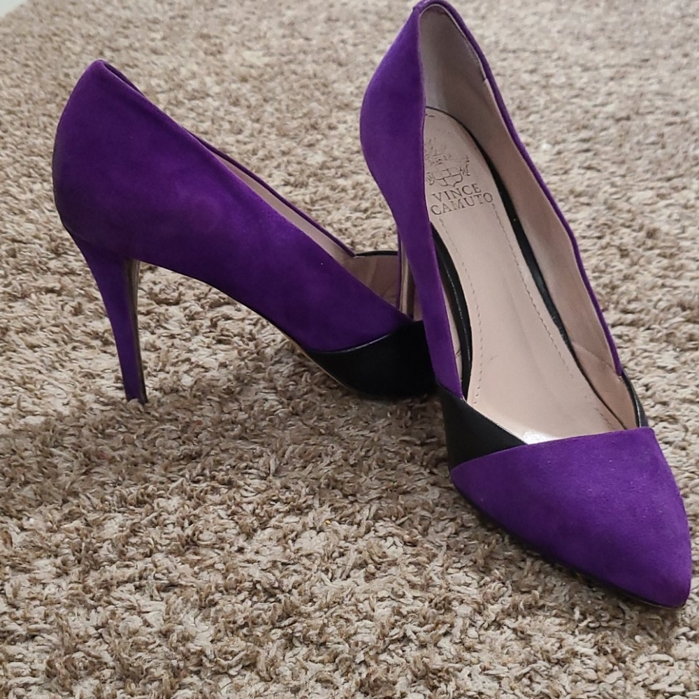 Vince Camuto Heels